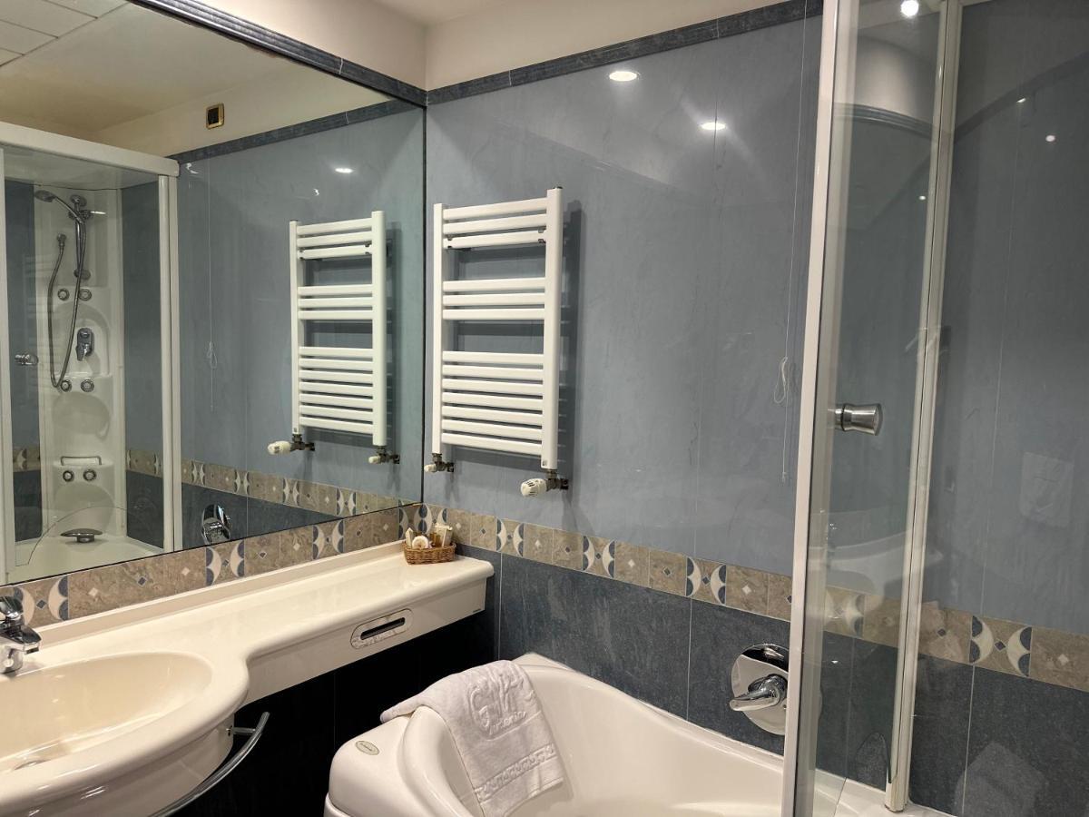 Gardenia Hotel لاتْسّارو المظهر الخارجي الصورة